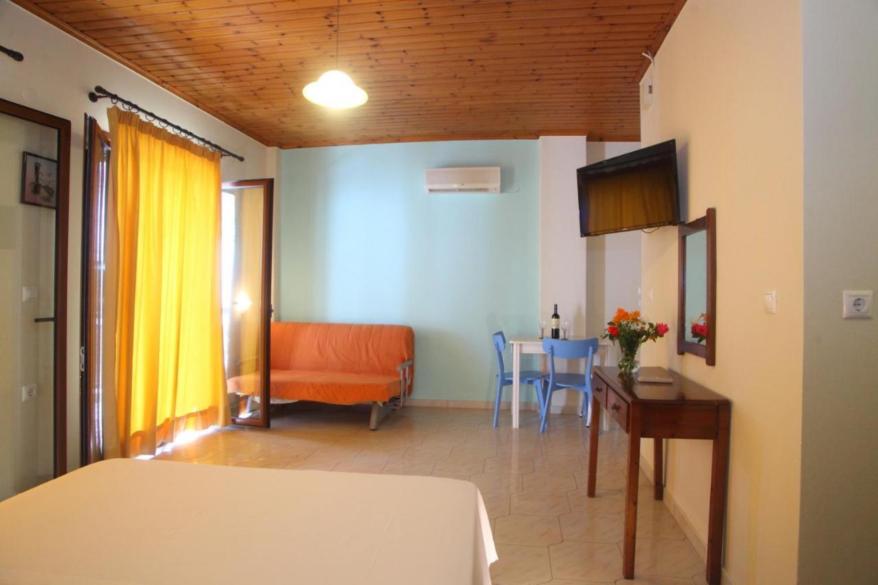 Vicky Apartments Nikiana Dış mekan fotoğraf