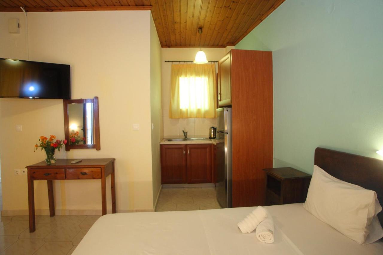 Vicky Apartments Nikiana Dış mekan fotoğraf