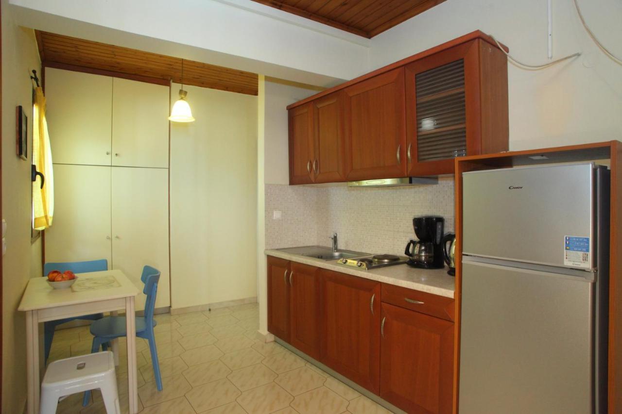 Vicky Apartments Nikiana Dış mekan fotoğraf